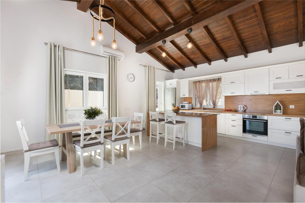 Villa Alonaki Bay Halikounas Ngoại thất bức ảnh