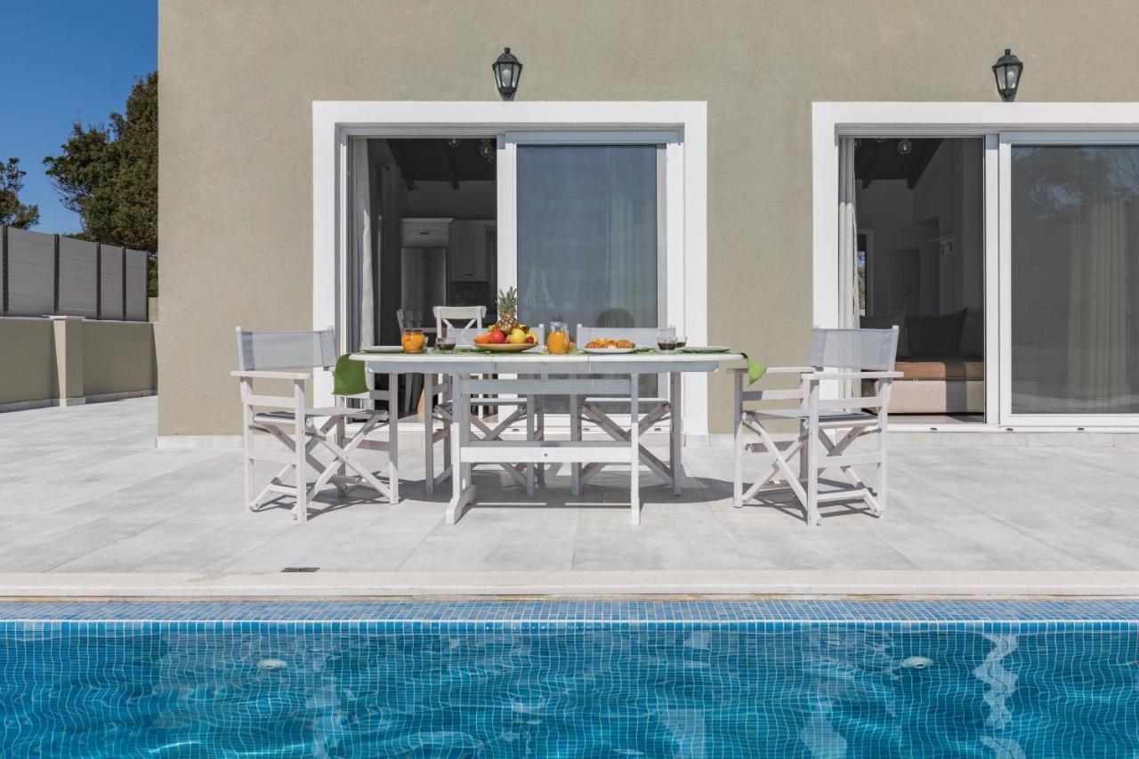 Villa Alonaki Bay Halikounas Ngoại thất bức ảnh